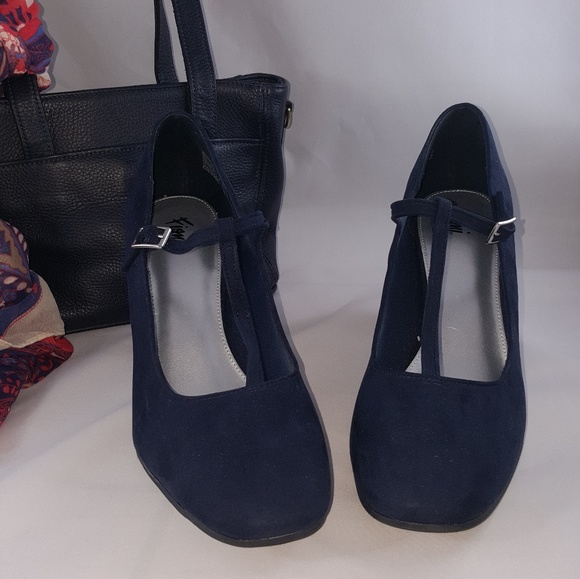 blue heels size 12